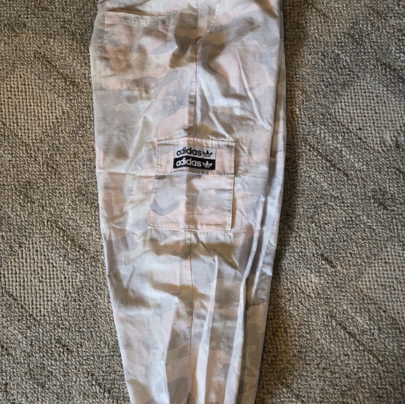Adidas Pink Camouflage Cargo pants - Picture 3 of 3